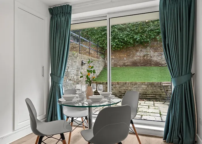 Stylish Apartments - Kensington London